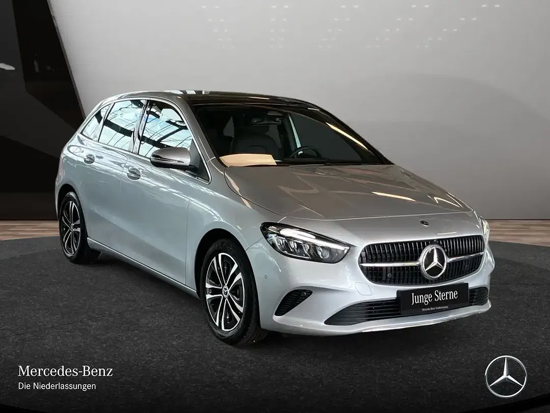 Mercedes-Benz B 200 - Thumbnail 4