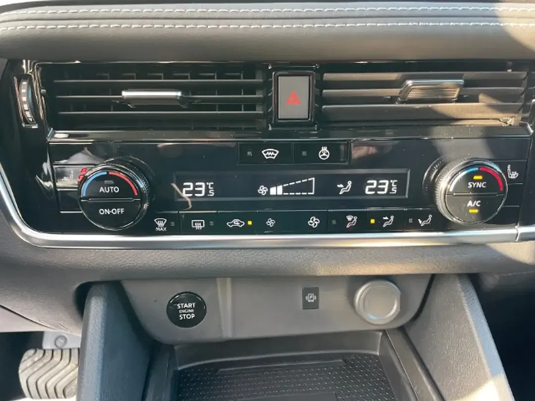 Nissan Qashqai - Thumbnail 9