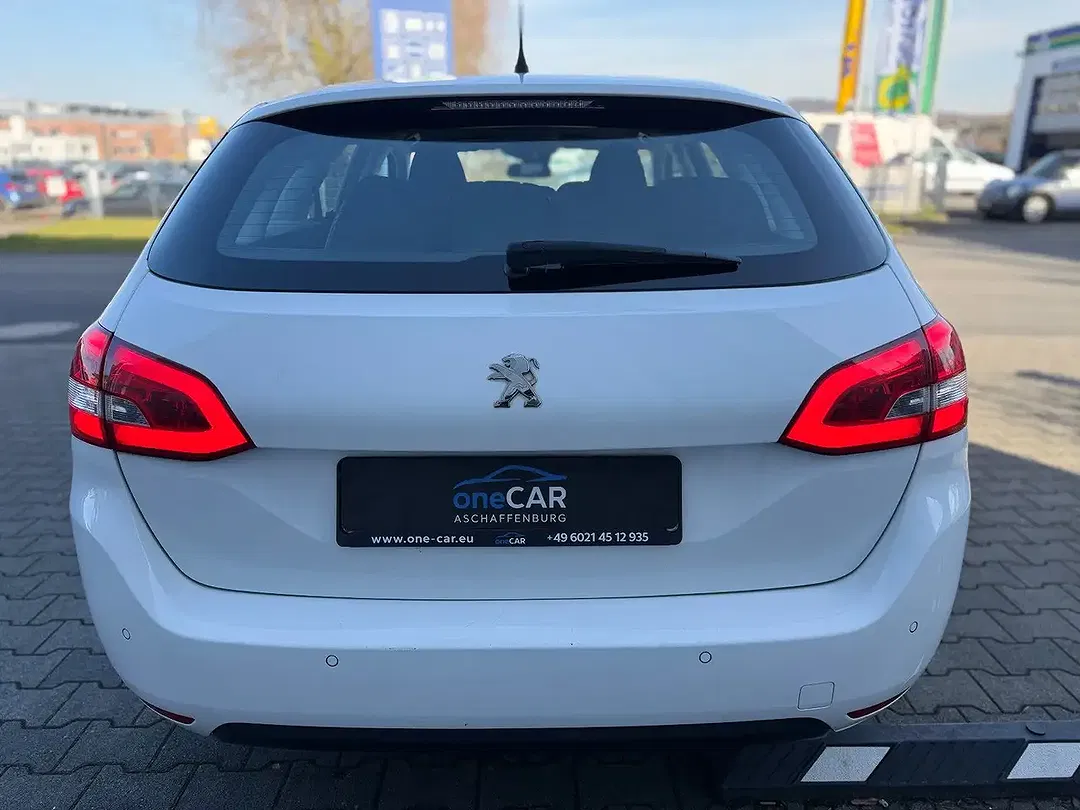 Peugeot 308 - Thumbnail 10