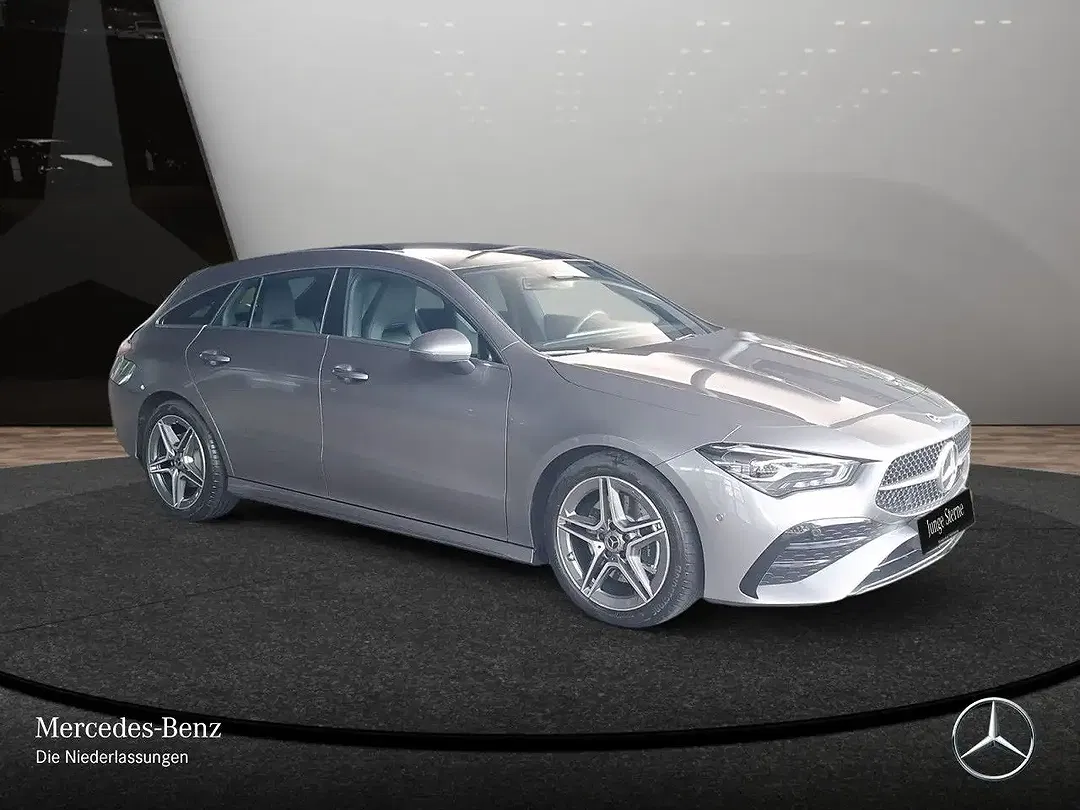 Mercedes-Benz CLA 200 - Thumbnail 4