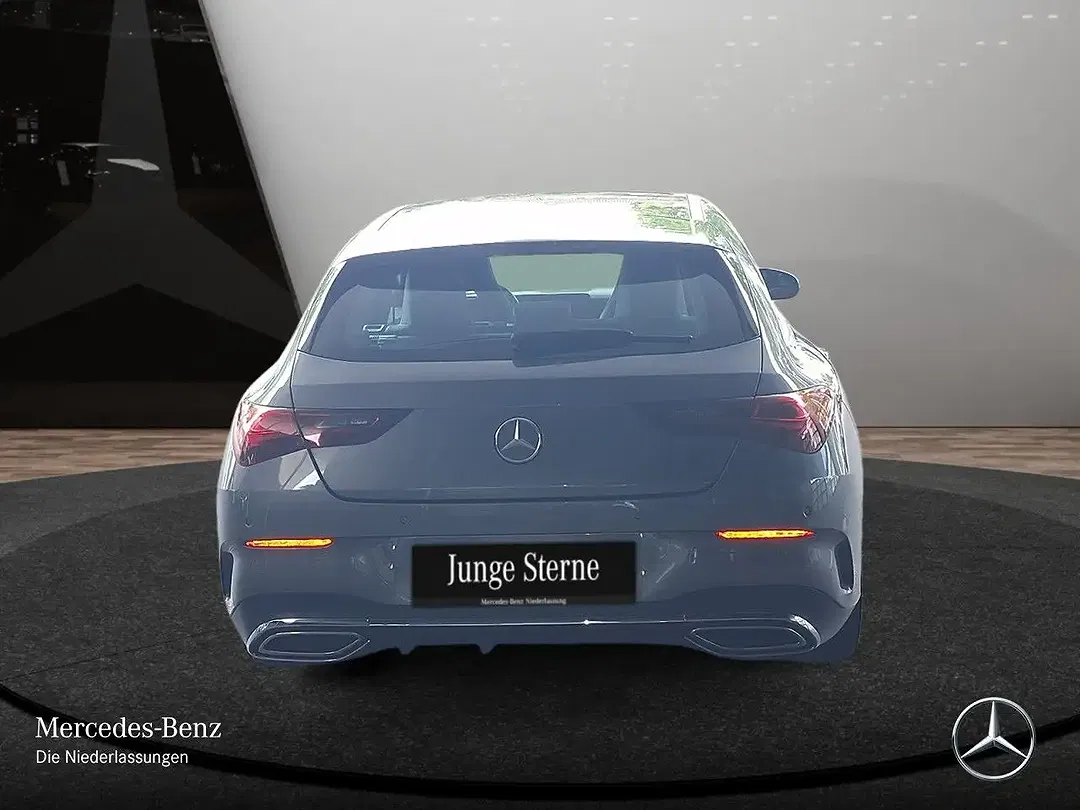 Mercedes-Benz CLA 200 - Thumbnail 8