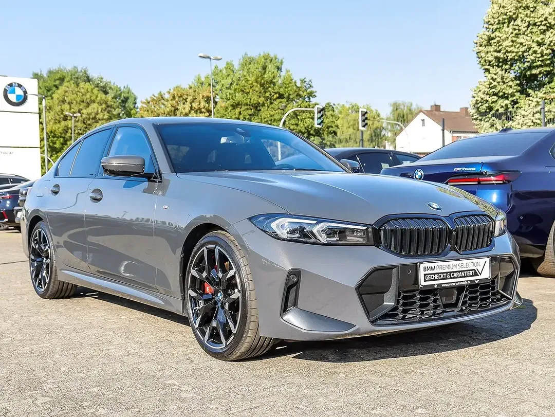 BMW 330 - Thumbnail 6
