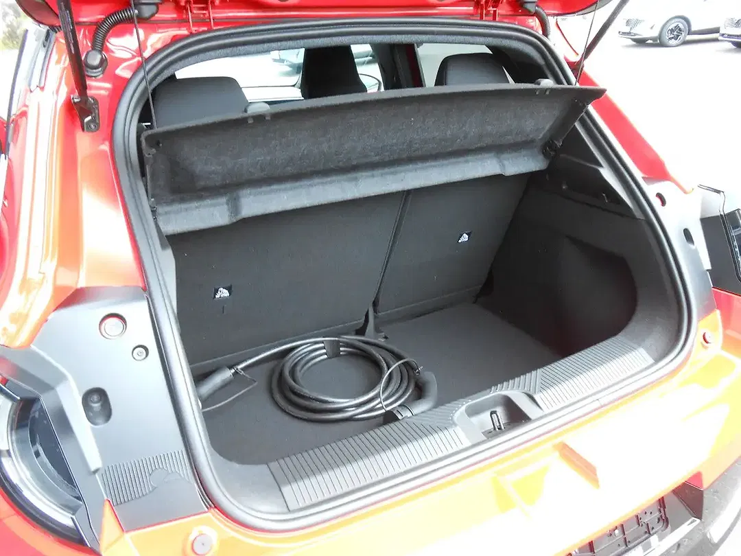 Nissan Micra - Thumbnail 24