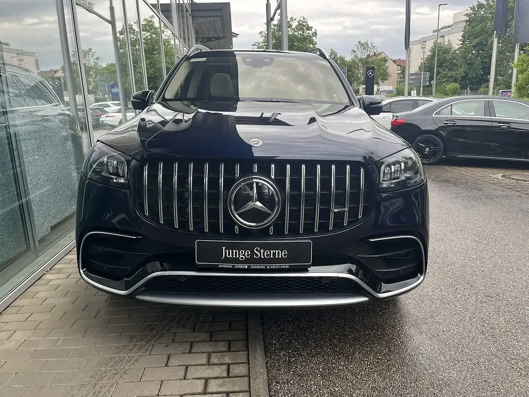 Mercedes-Benz GLS 63 AMG - Thumbnail 3