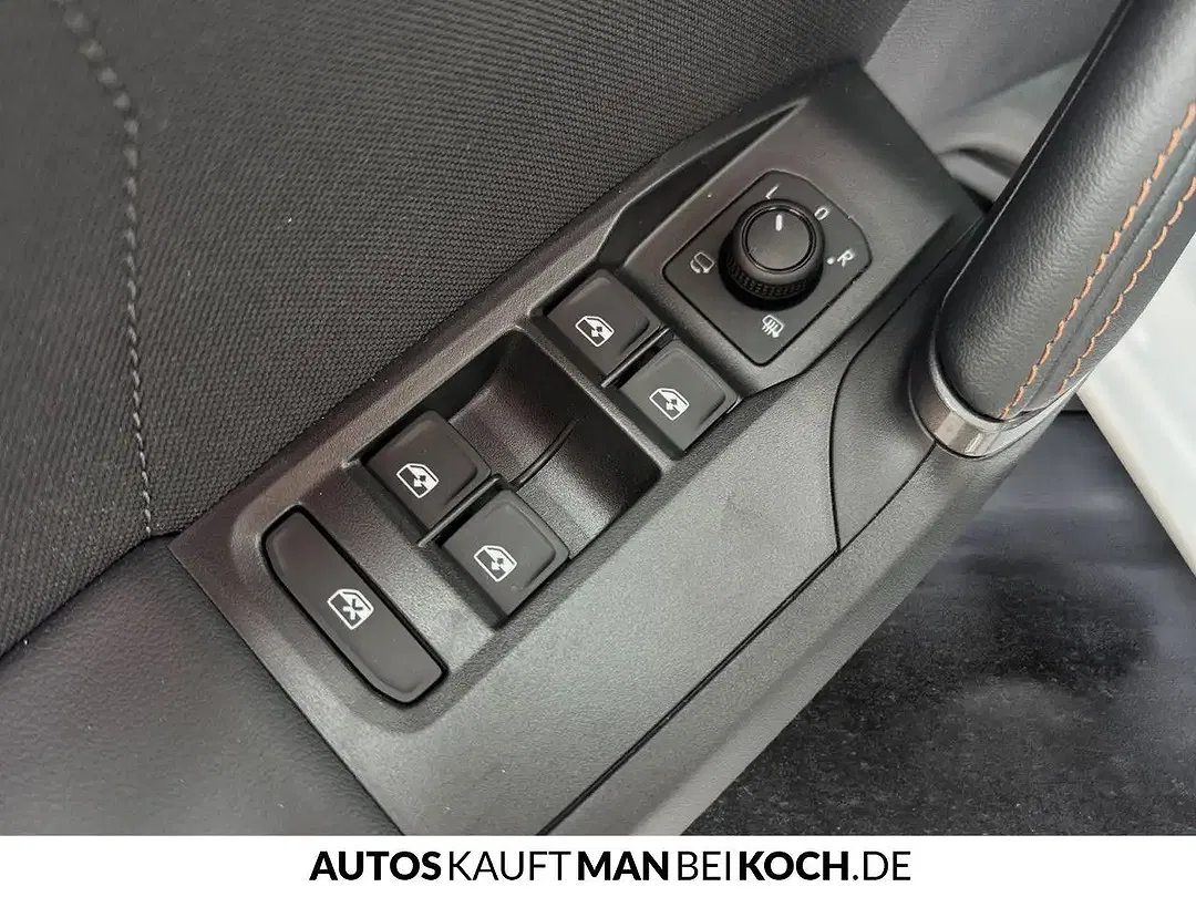 CUPRA Leon - Thumbnail 12