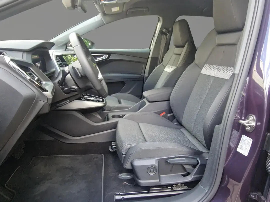 Audi Q4 e-tron - Thumbnail 6