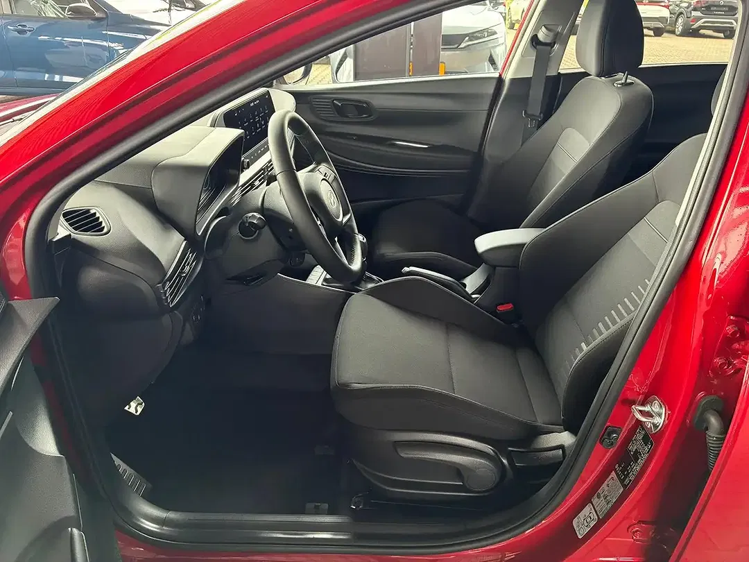 Hyundai BAYON - Thumbnail 1