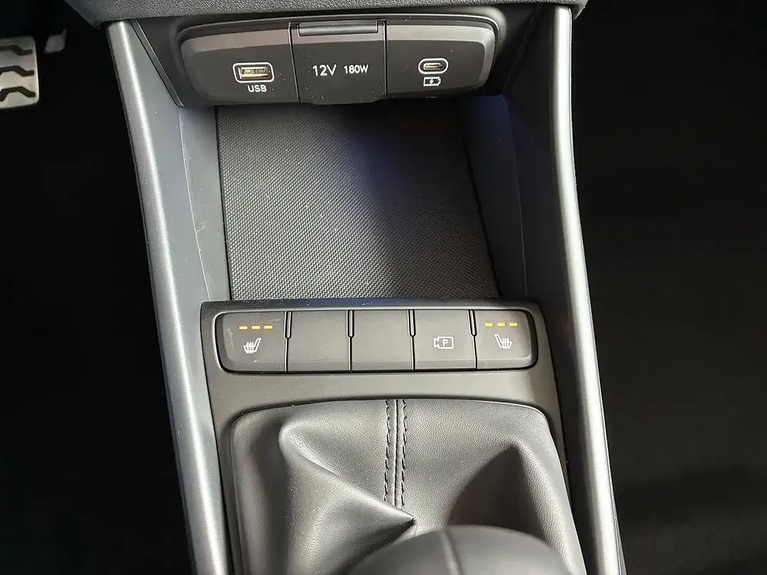 Hyundai BAYON - Thumbnail 12
