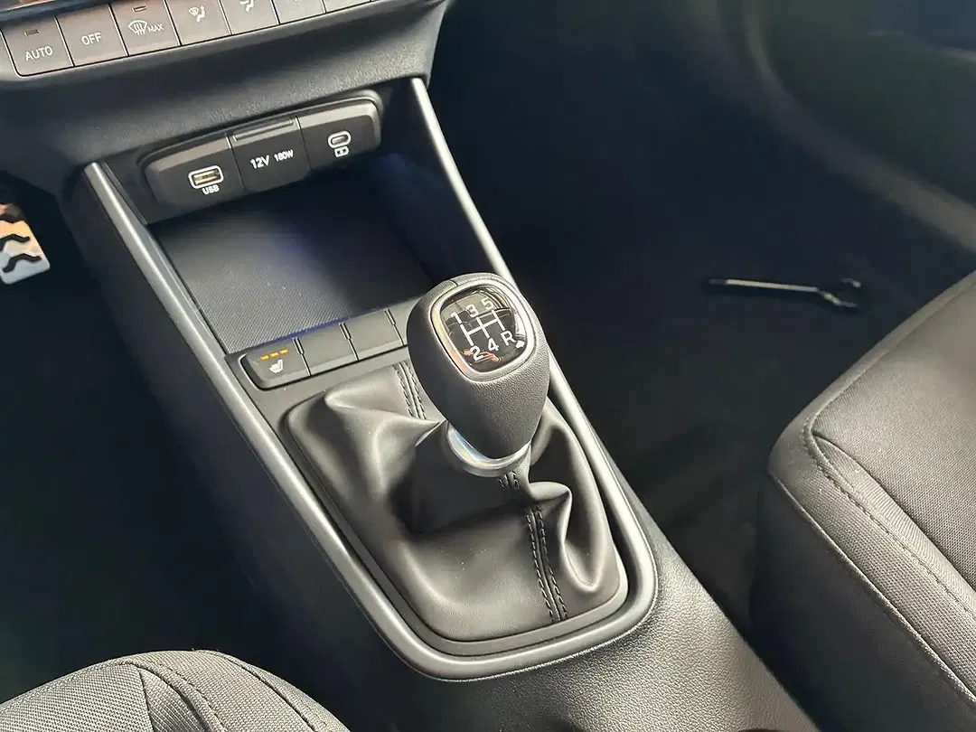 Hyundai BAYON - Thumbnail 13