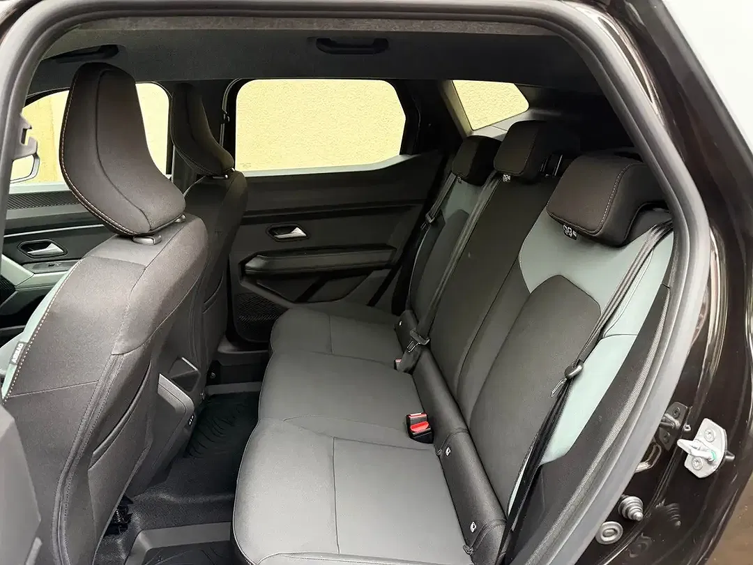 Dacia Duster - Thumbnail 8
