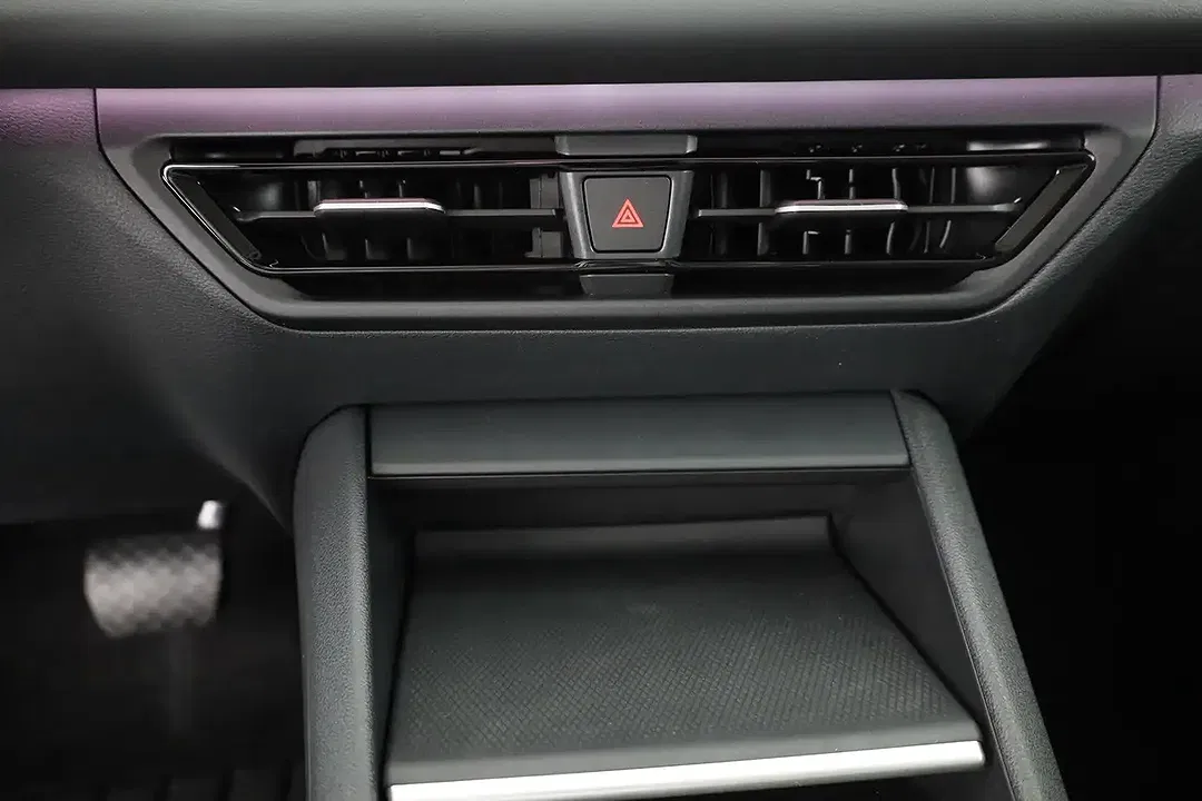 Volkswagen Tiguan - Thumbnail 11