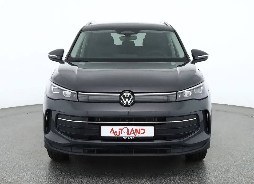 Volkswagen Tiguan - Thumbnail 7