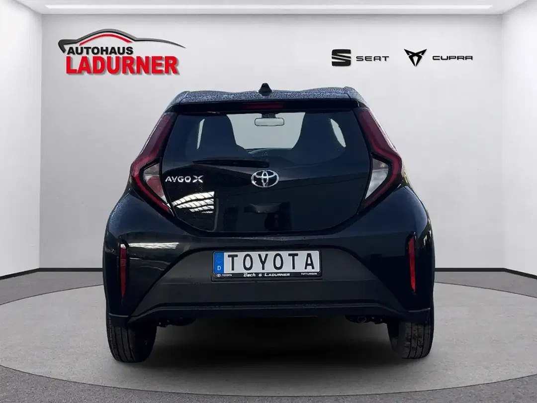 Toyota Aygo X - Thumbnail 2