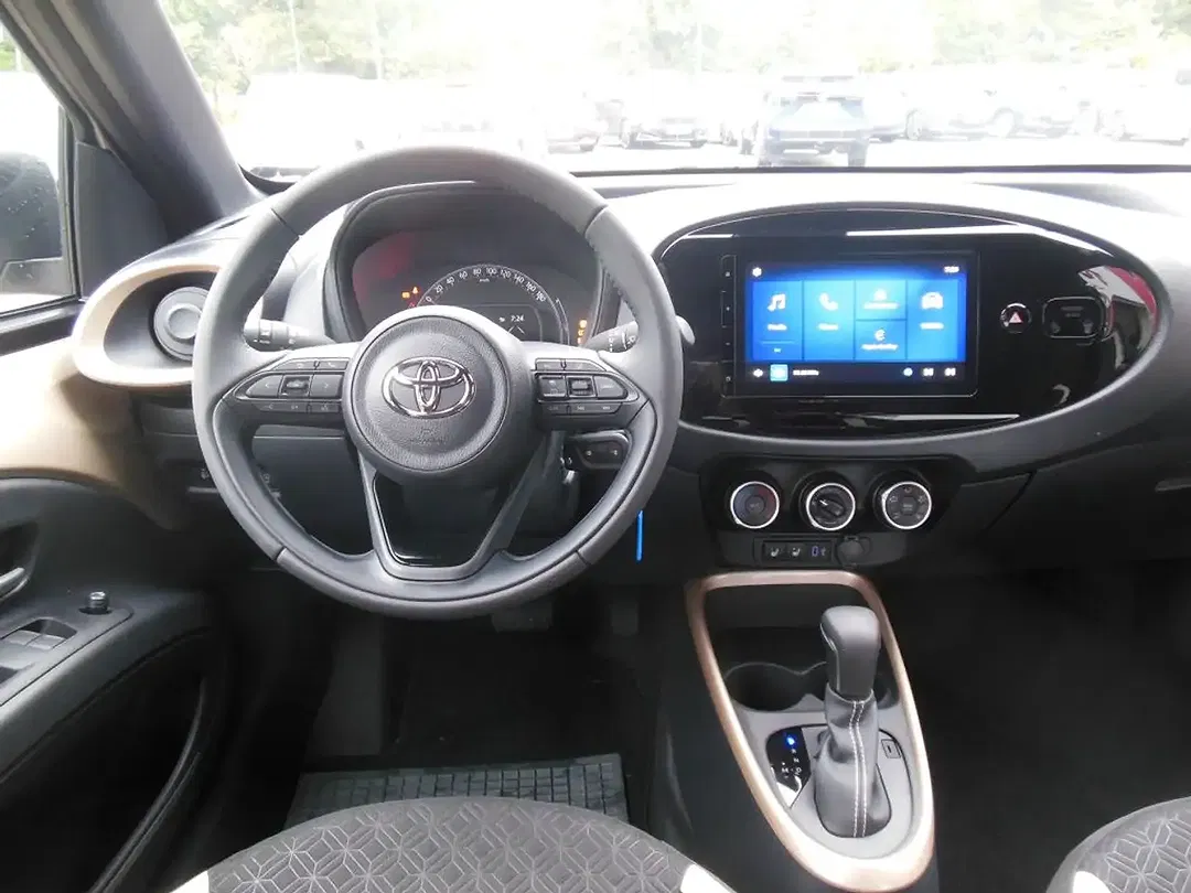 Toyota Aygo X - Thumbnail 7