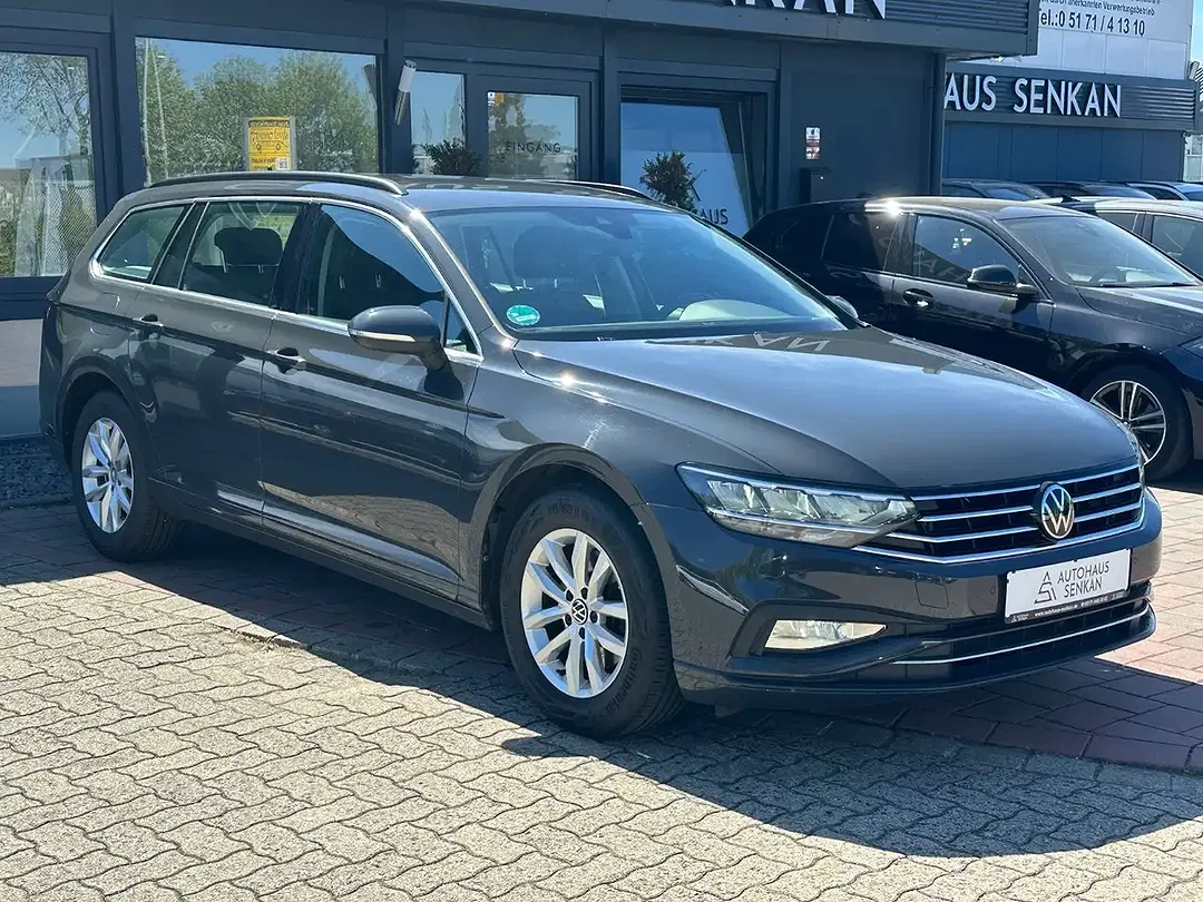 Volkswagen Passat Variant - Thumbnail 5