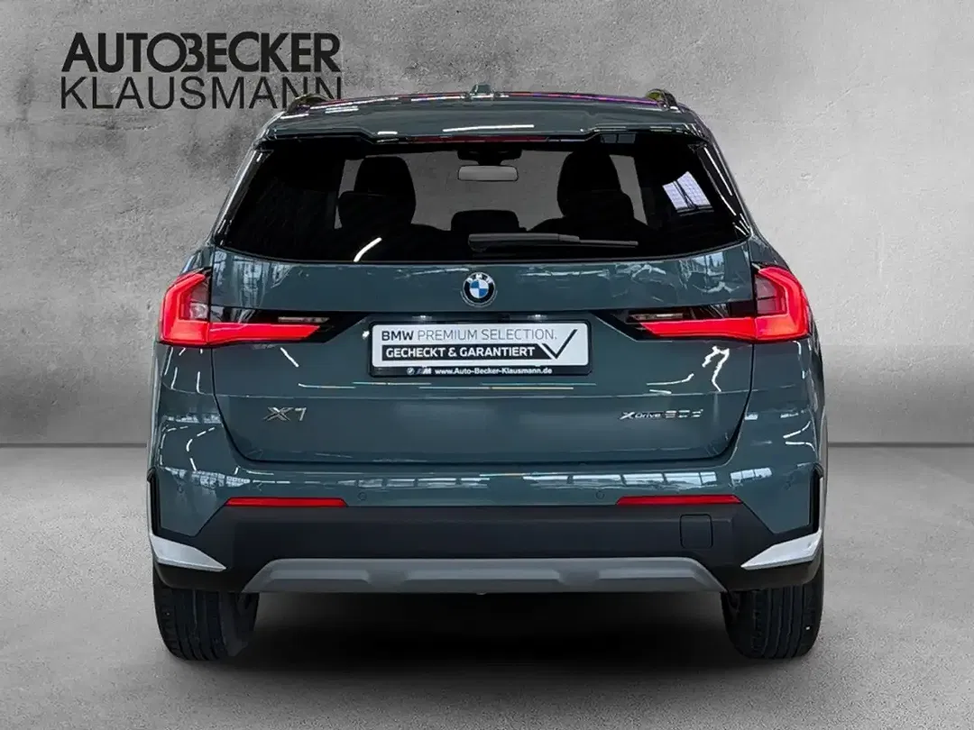 BMW X1 - Thumbnail 6