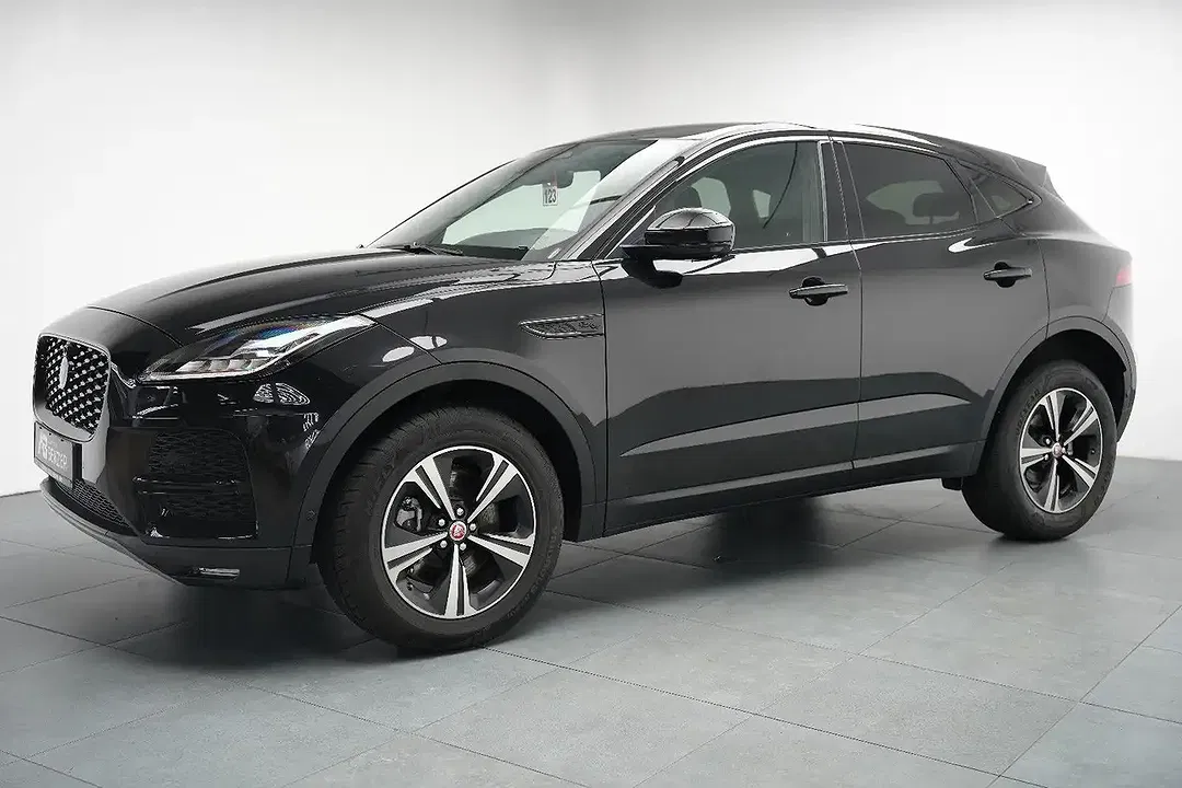 Jaguar E-Pace - Thumbnail 6