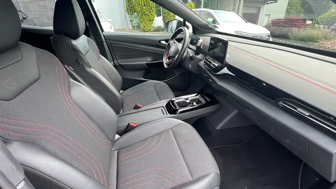 Volkswagen ID.4 - Thumbnail 8