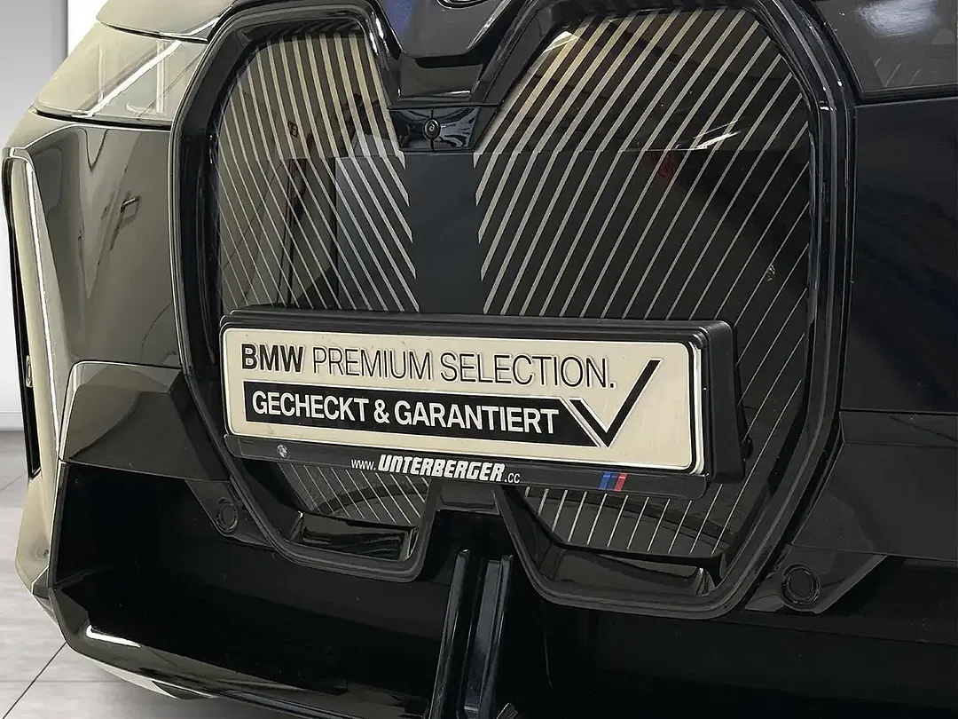BMW iX - Thumbnail 6