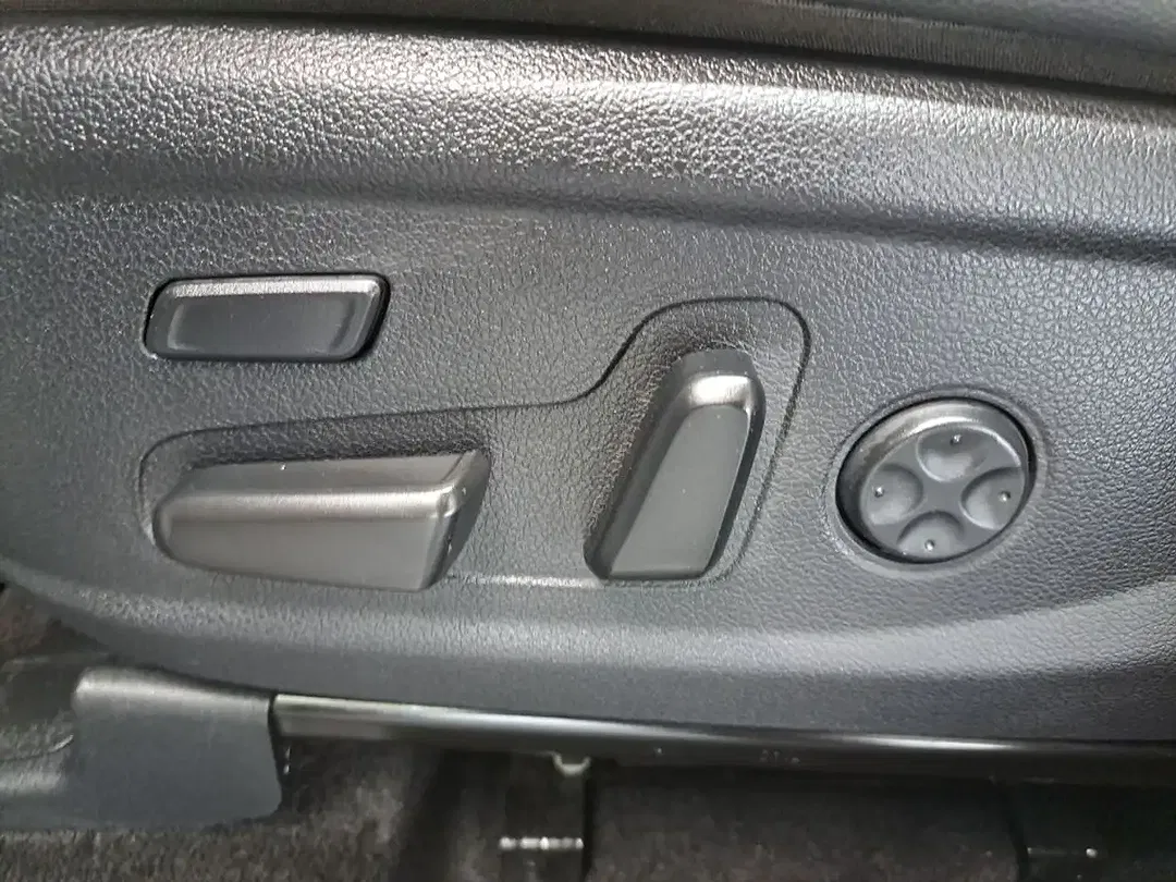 Hyundai SANTA FE - Thumbnail 10