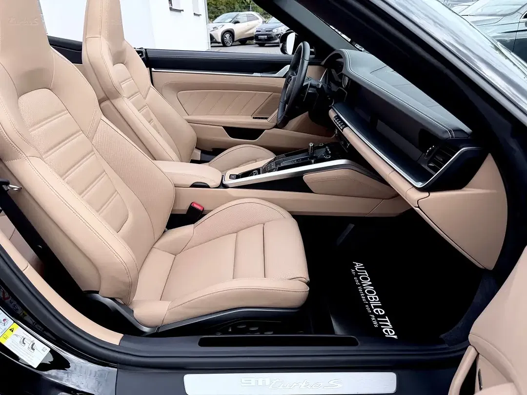 Porsche 911 - Thumbnail 13