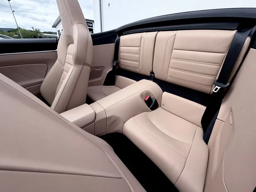 Porsche 911 - Thumbnail 14