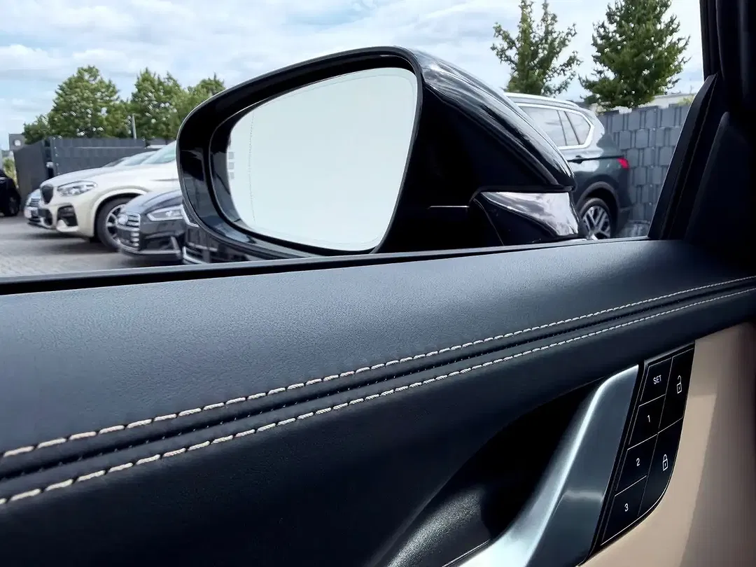 Porsche 911 - Thumbnail 17