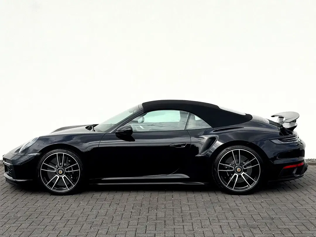 Porsche 911 - Thumbnail 25