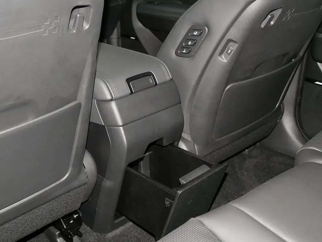 Hyundai SANTA FE - Thumbnail 15
