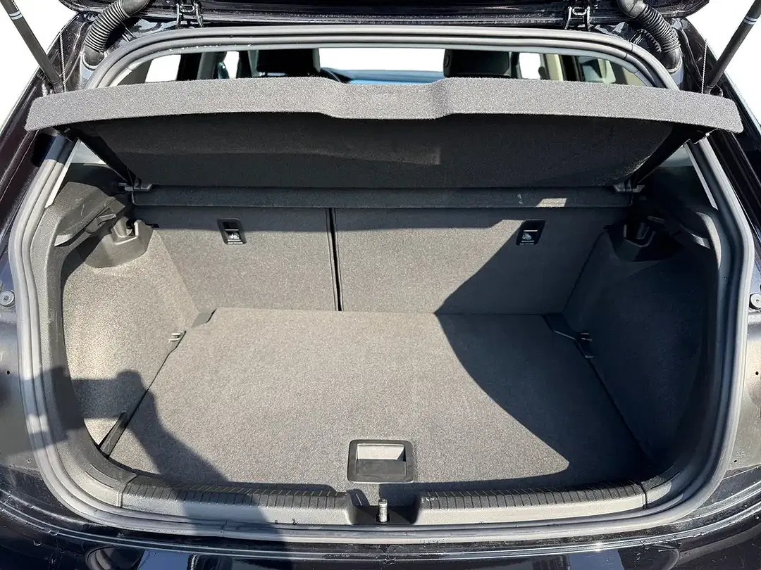 Volkswagen Polo - Thumbnail 6