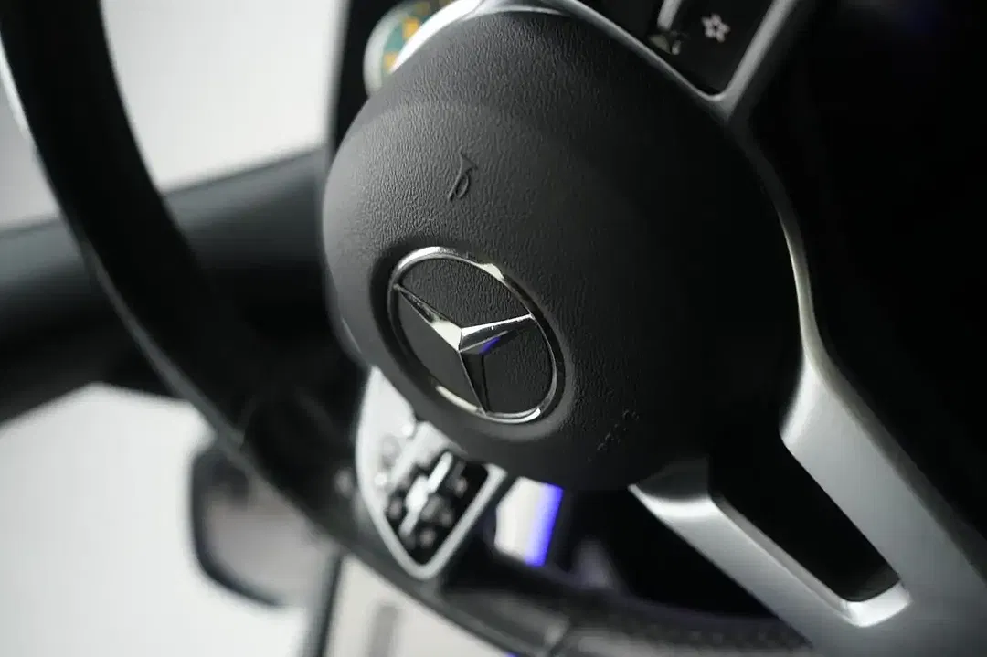 Mercedes-Benz GLE 350 - Thumbnail 24