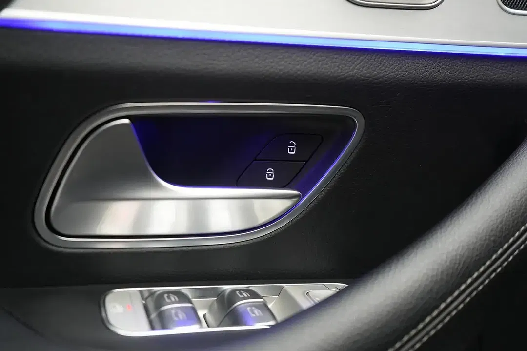 Mercedes-Benz GLE 350 - Thumbnail 29