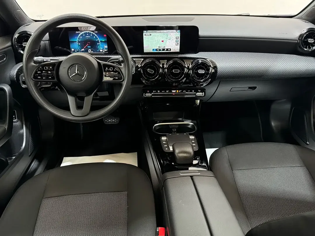 Mercedes-Benz A 250 - Thumbnail 10