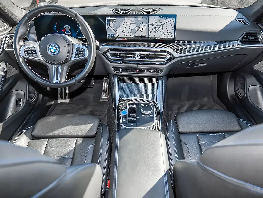 BMW i4 - Thumbnail 3