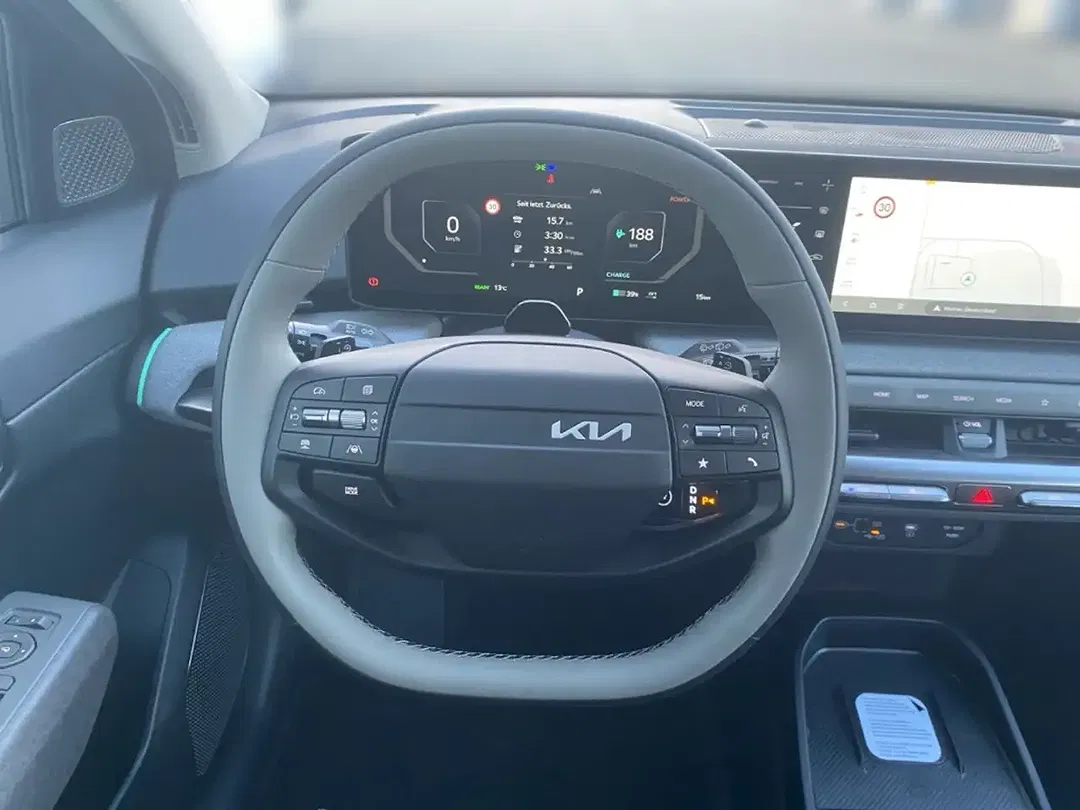 Kia EV4 - Thumbnail 9