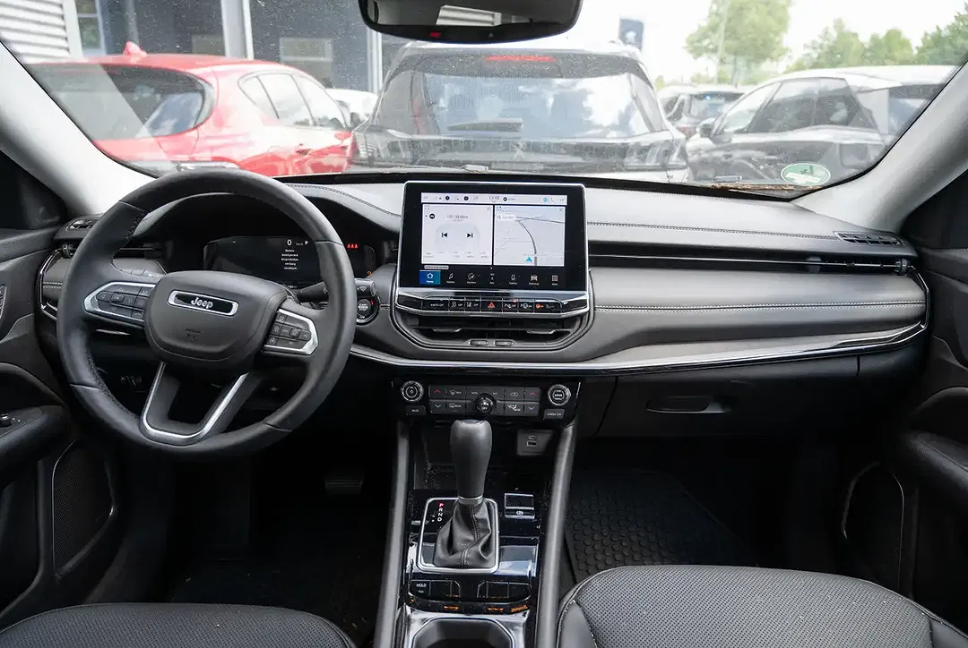 Jeep Compass 1.5 GSE T4 MHEV e-Hybrid Summit - foto 2