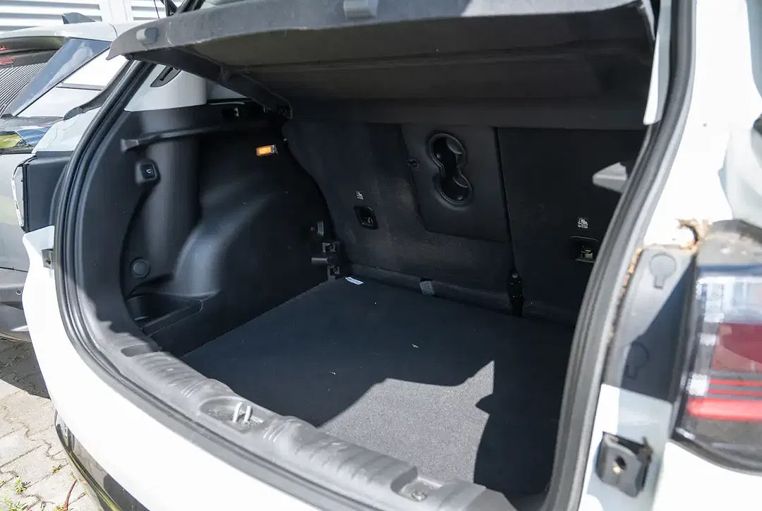 Jeep Compass - Thumbnail 9