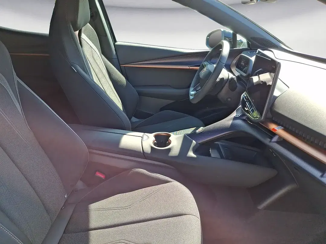 CUPRA Tavascan - Thumbnail 12