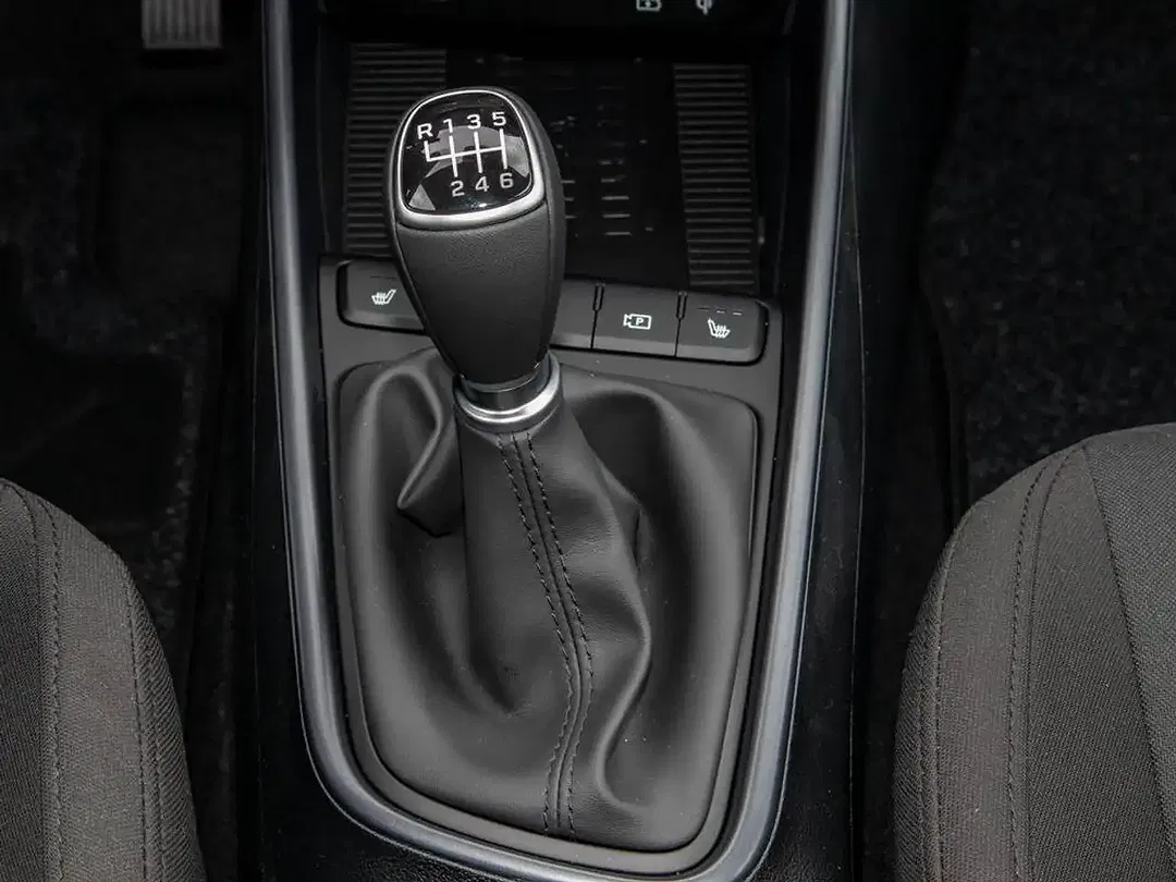 Hyundai i20 - Thumbnail 9