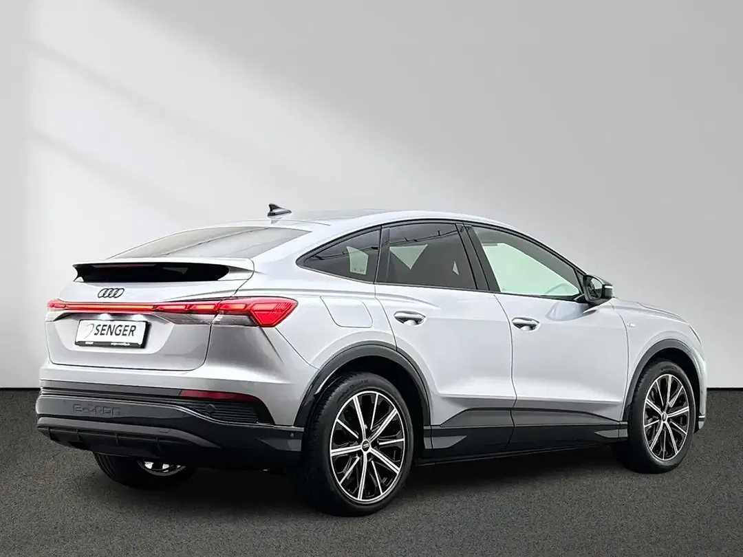 Audi Q4 e-tron 45 Sportback - foto 2