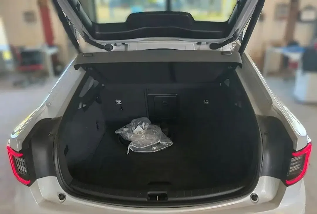 Polestar 2 - Thumbnail 7