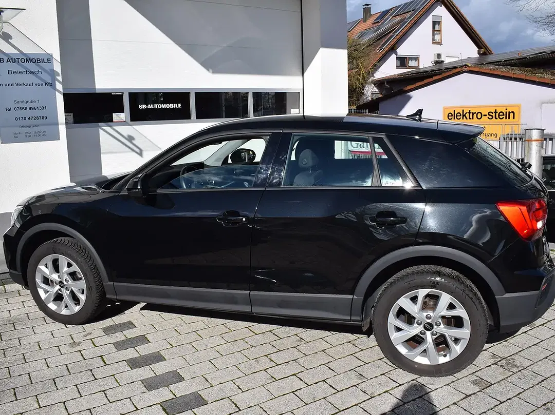 Audi Q2 - Thumbnail 4