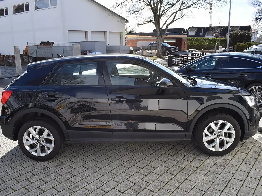 Audi Q2 - Thumbnail 5