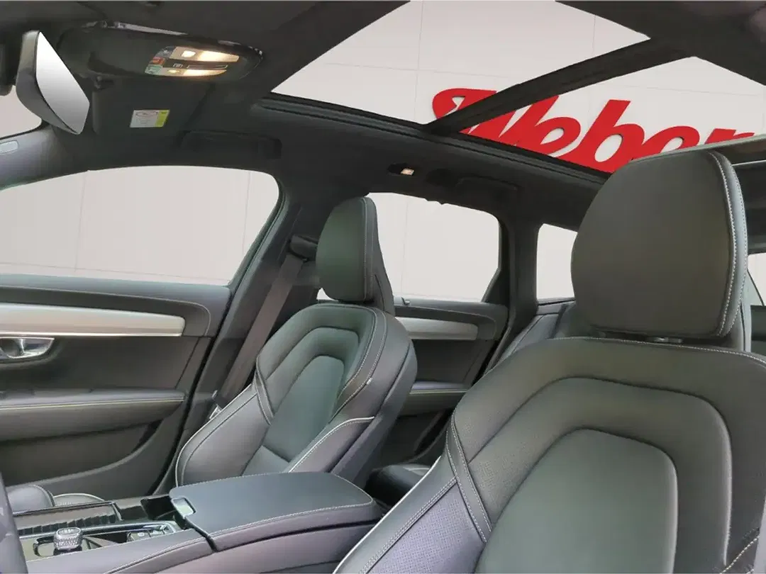 Volvo V90 T8 Recharge R-Design - foto 15