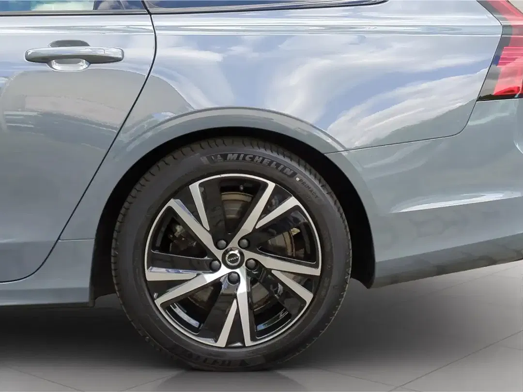 Volvo V90 - Thumbnail 8