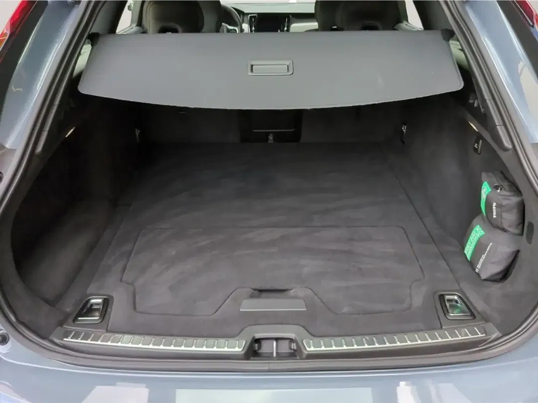 Volvo V90 - Thumbnail 9
