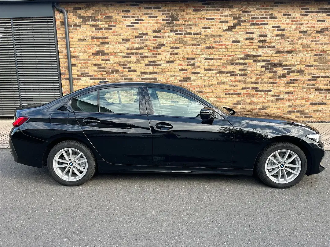 BMW 318 - Thumbnail 7