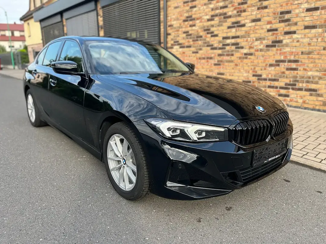 BMW 318 - Thumbnail 8