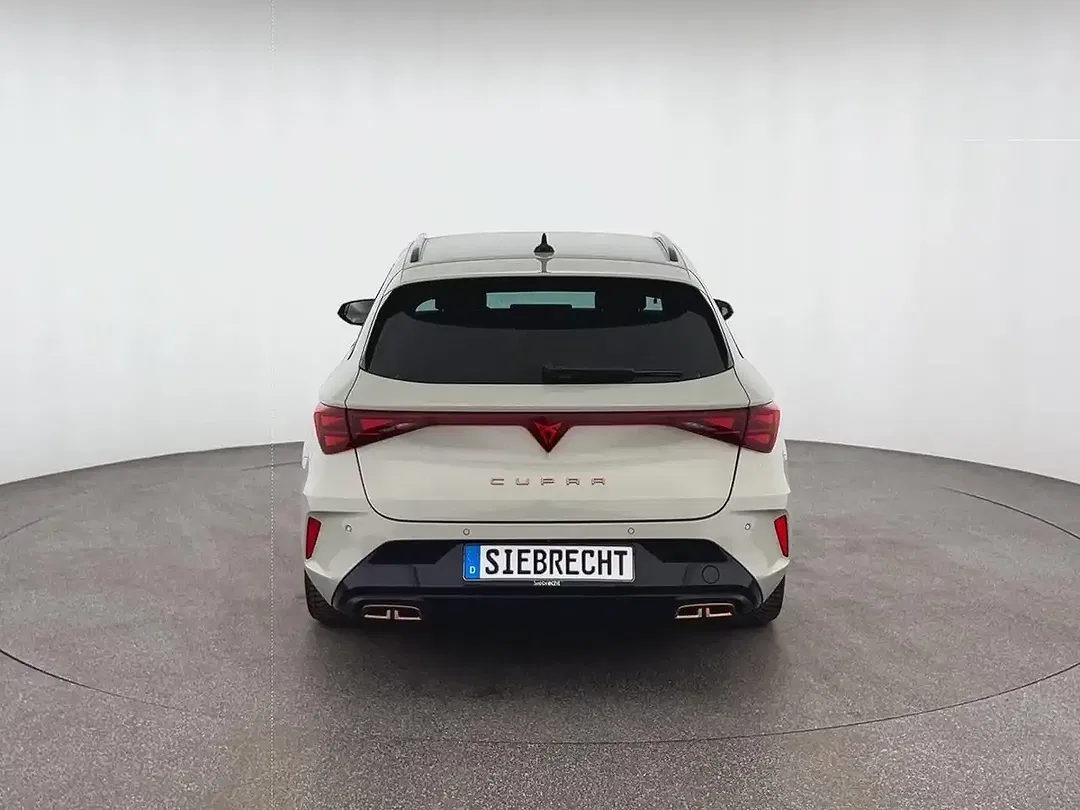 CUPRA Leon - Thumbnail 5