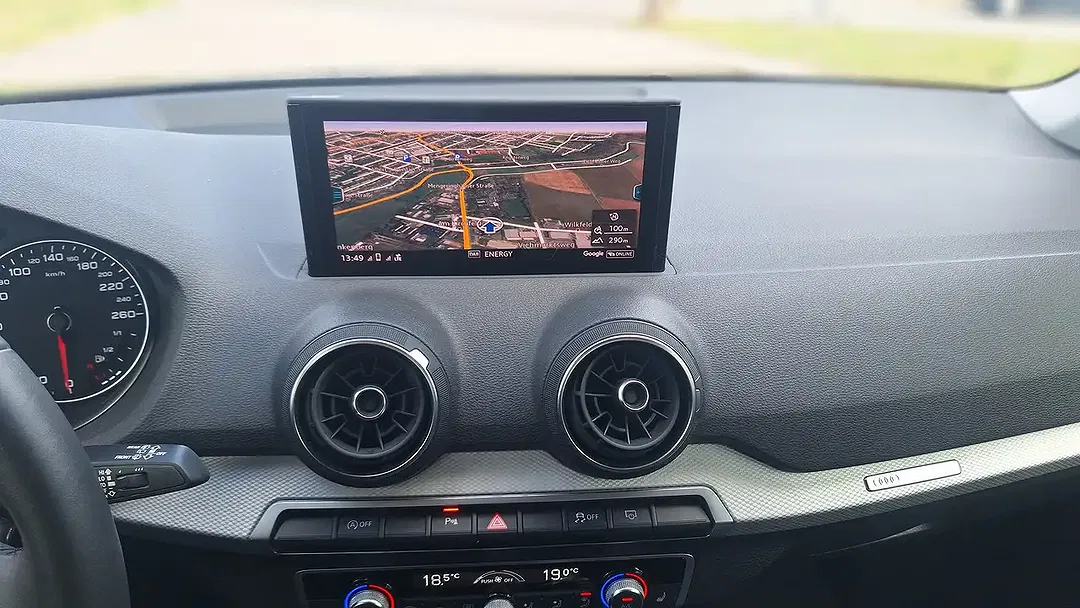 Audi Q2 30 TFSI Base - foto 8